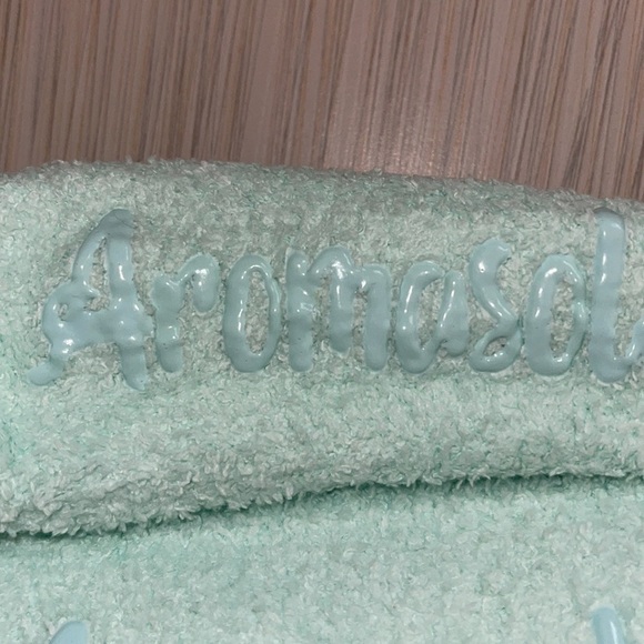 MinxNY Aromasoles Rose & Shea Butter Infused Socks - One Size - 2 Pair Pack - Picture 9 of 9